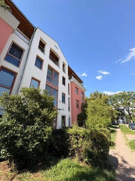 Großzügige 2-Zimmerwohnung im Lehmfeldsteig  2 - Treptow-Köpenick — photo 1